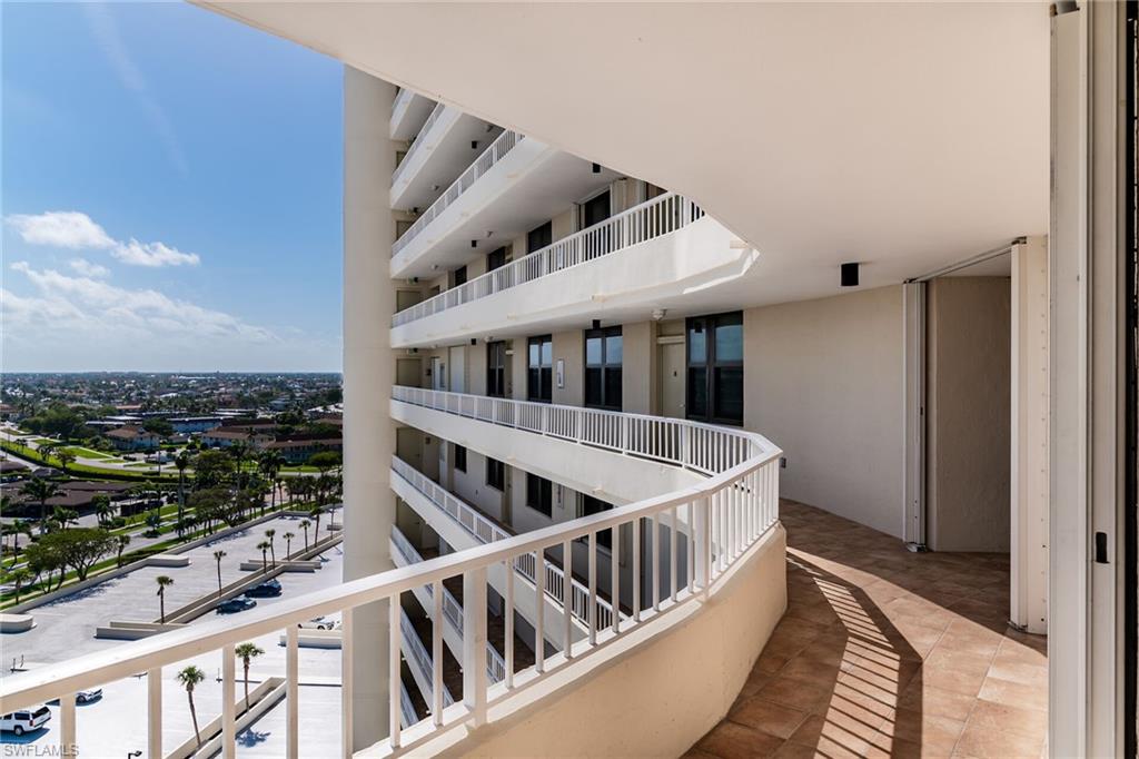 320 Seaview CT 1201 photo 15