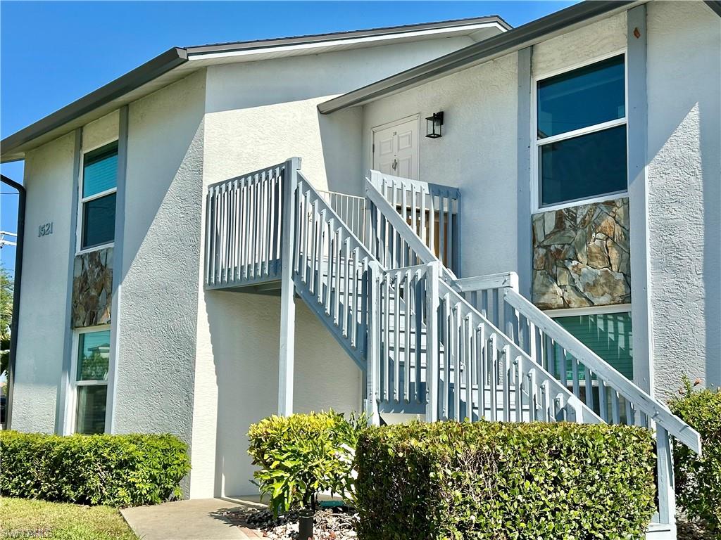 1521 SW 47th TER 201