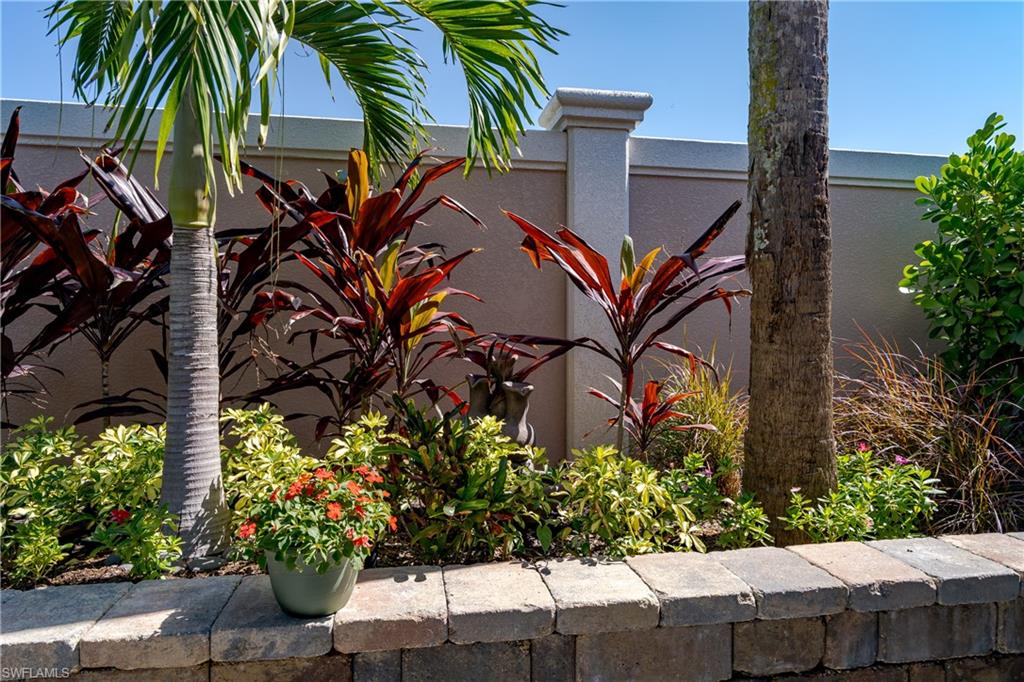 13627 Snook CIR photo 8