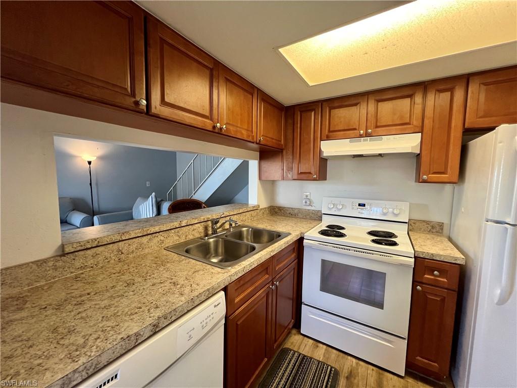 3370 Yukon CIR 3 photo 12