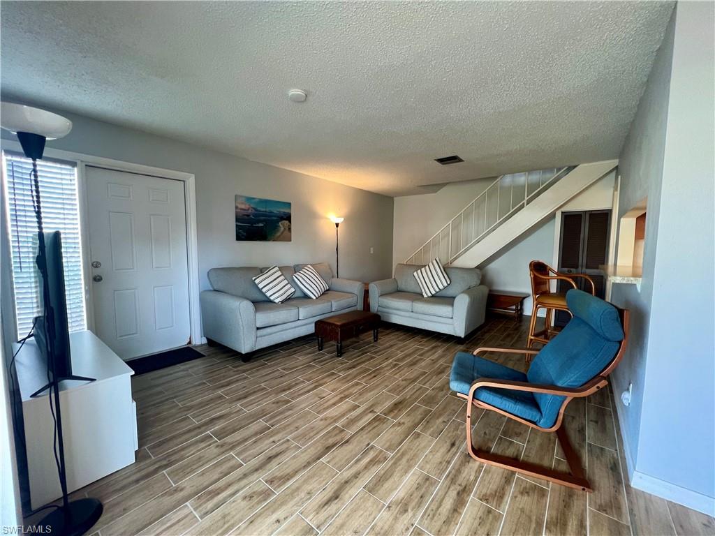 3370 Yukon CIR 3 photo 10