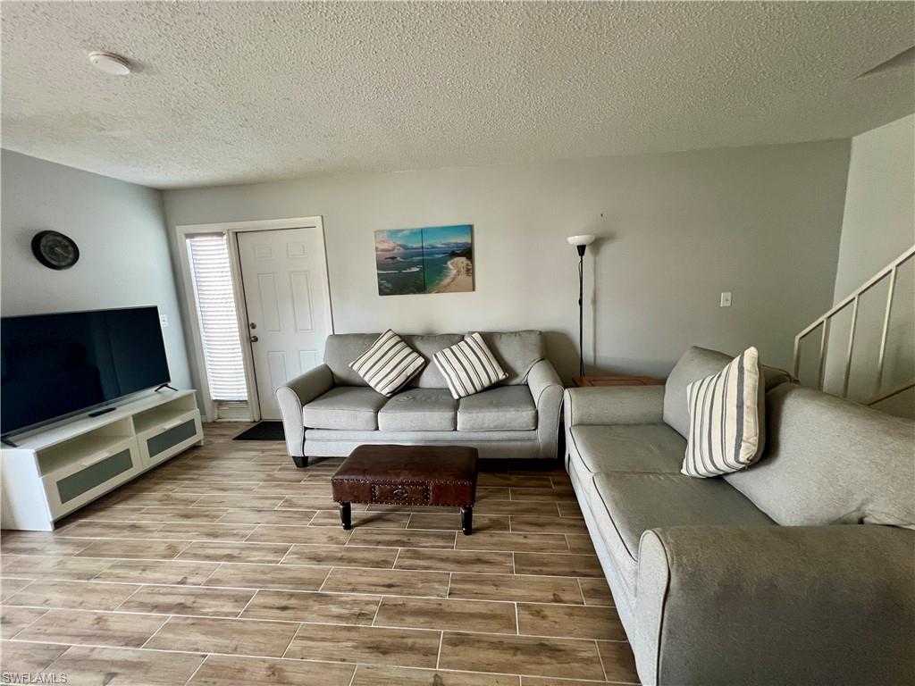 3370 Yukon CIR 3 photo 8