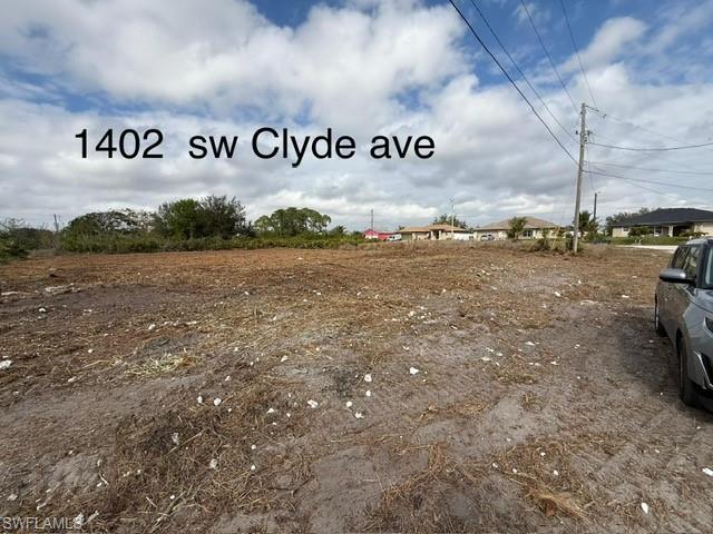 1402 Clyde AVE S photo 6