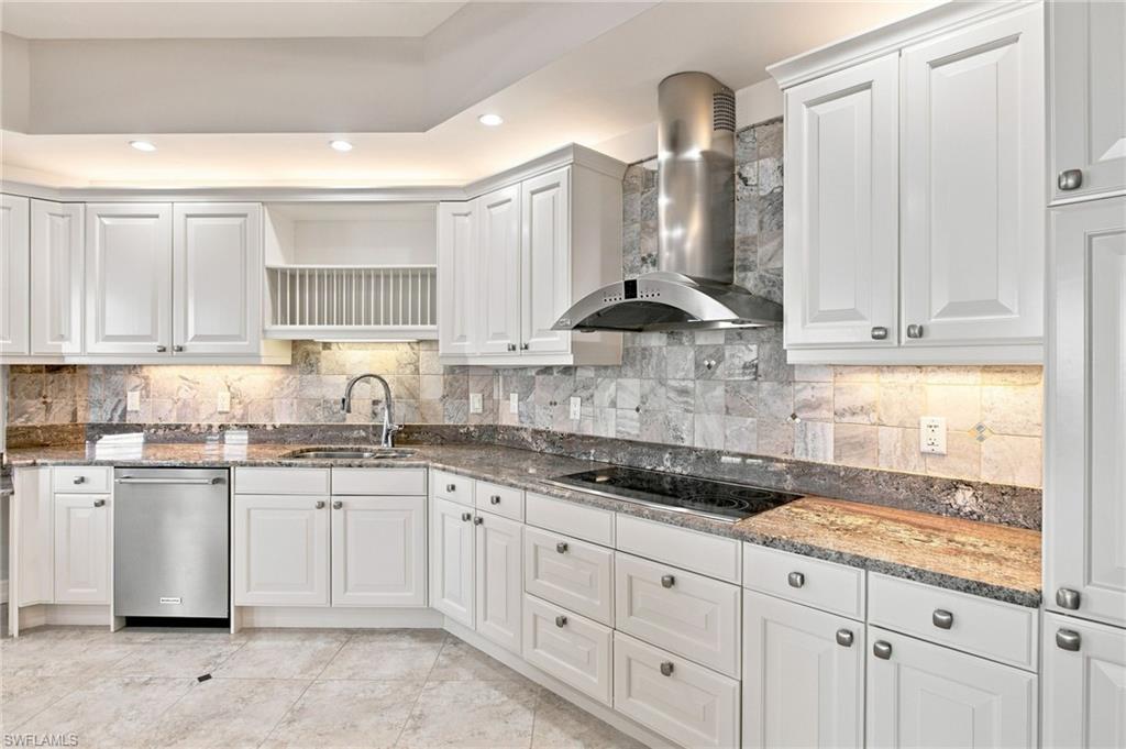 14270 Royal Harbour CT 620 photo 13