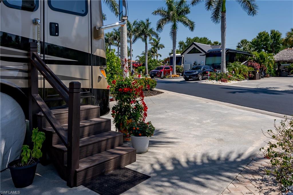 13572 Snook CIR photo 32