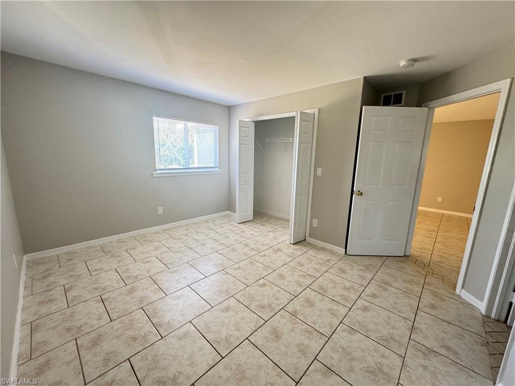 5031 Locke LN photo 17