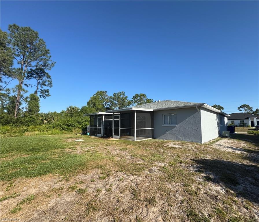 5031 Locke LN
