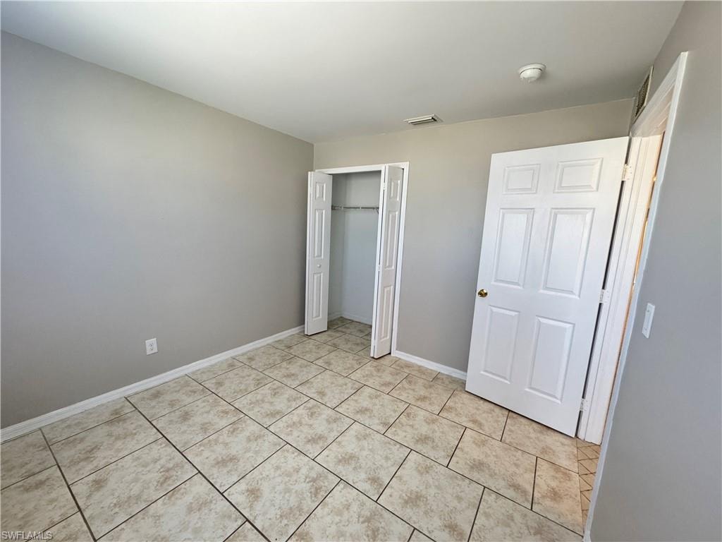 5031 Locke LN photo 10