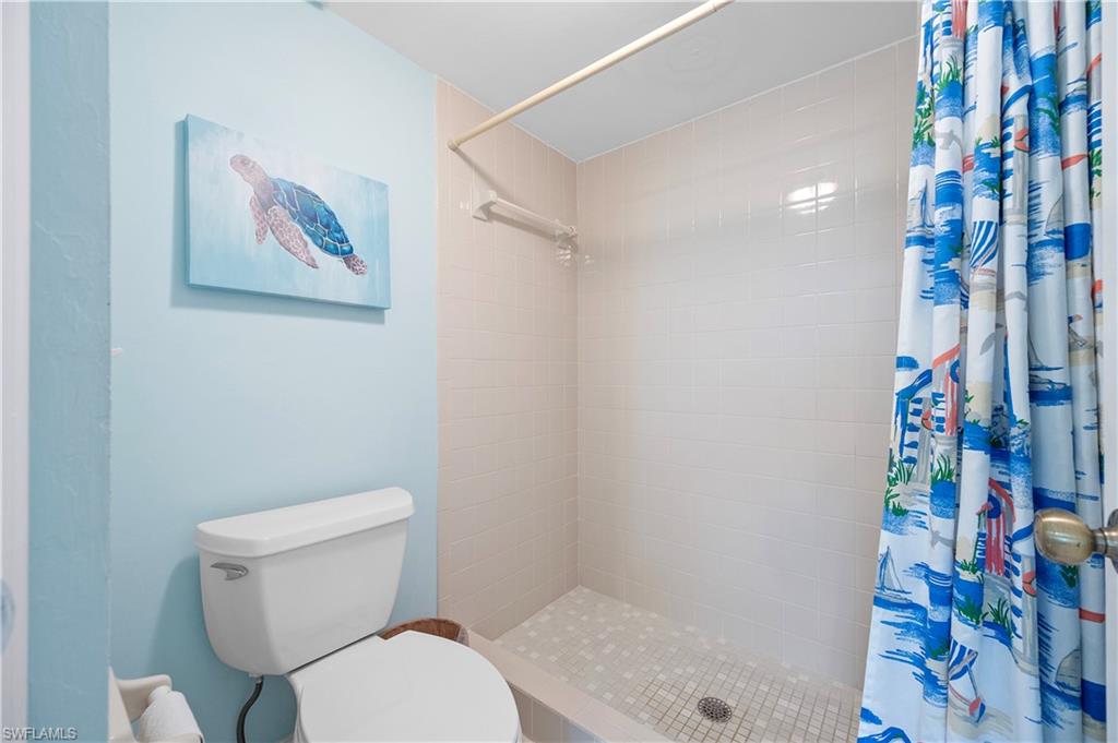 3072 Sandpiper Bay CIR M202 photo 22