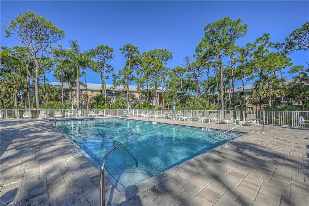 3072 Sandpiper Bay CIR M202 photo 32