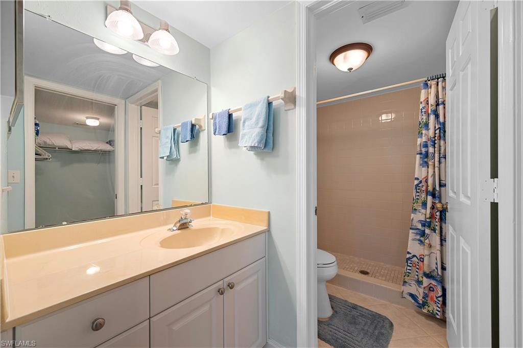 3072 Sandpiper Bay CIR M202 photo 21