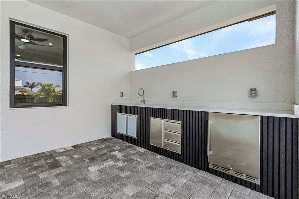 View of patio / terrace & Summer Kitchen