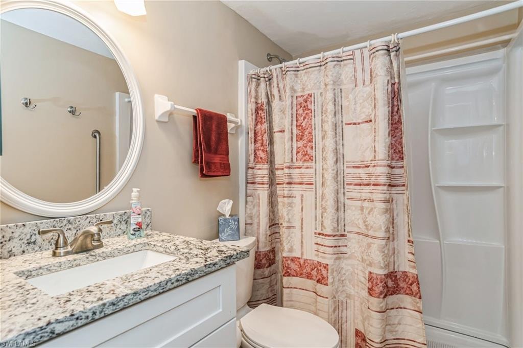 805 River Point DR 202C photo 9