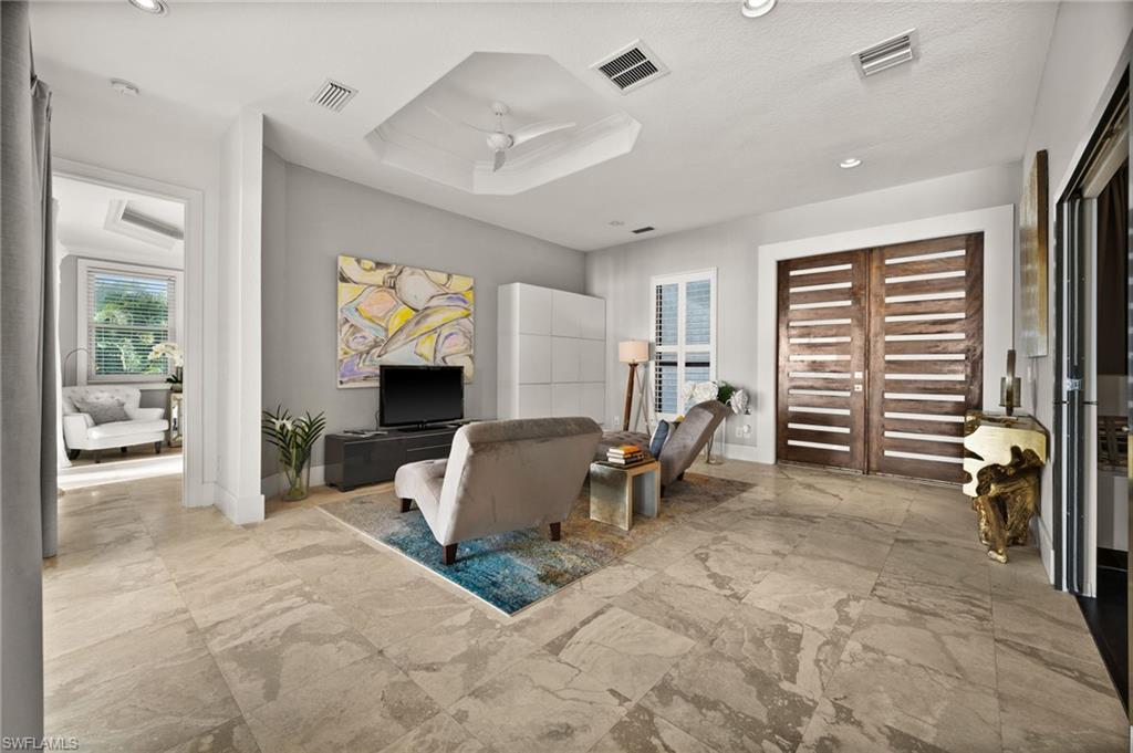 5625 Riverside DR photo 31