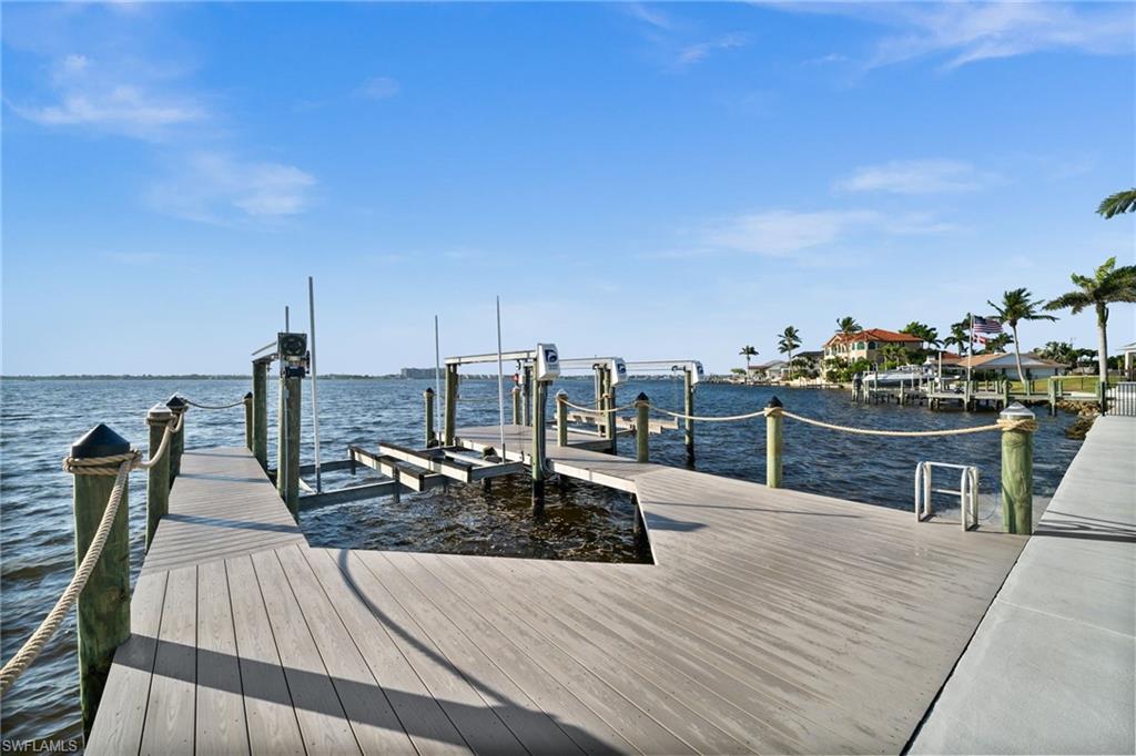 5625 Riverside DR photo 29