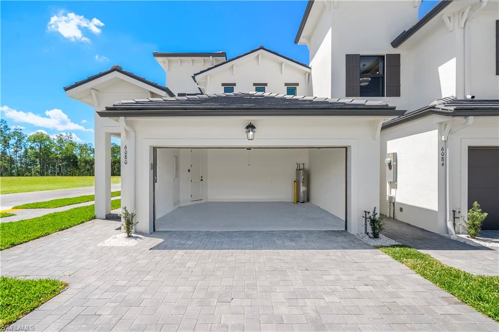6093 Barbara CIR photo 11