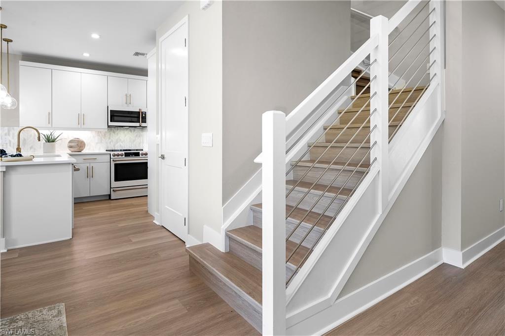 6088 Barbara CIR photo 12