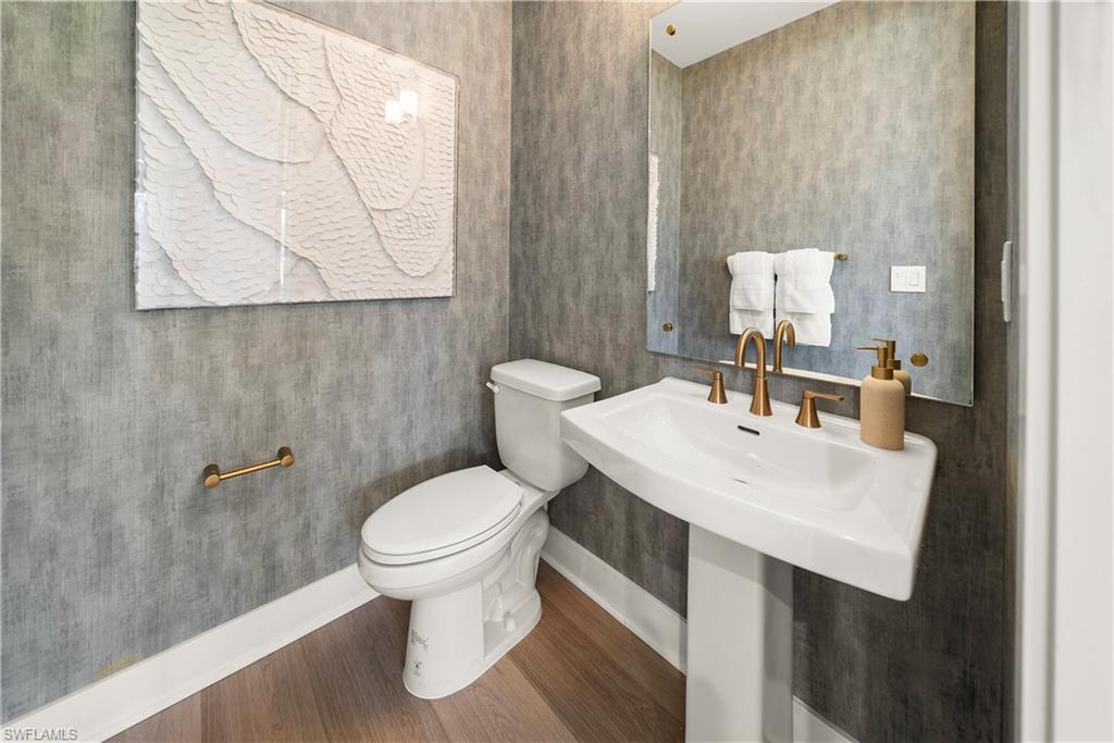 6088 Barbara CIR photo 20