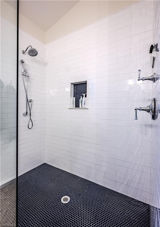 27011 LAKE HARBOR CT 201 photo 15