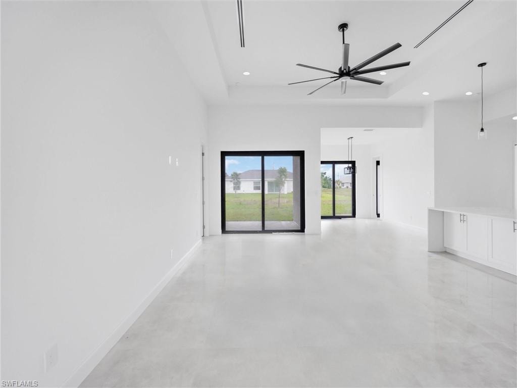 305 Diplomat PKWY E photo 8