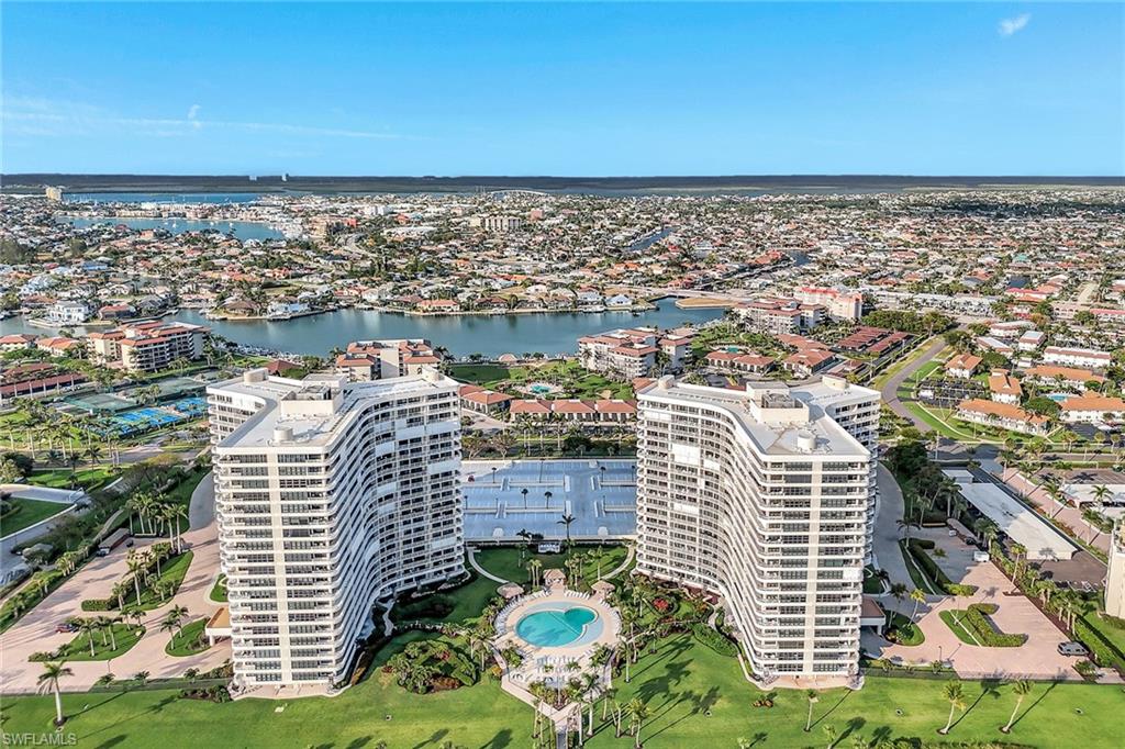 320 Seaview CT 2-305 photo 28