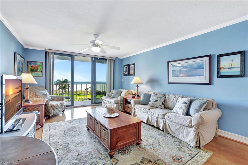 320 Seaview CT 2-305 photo 9