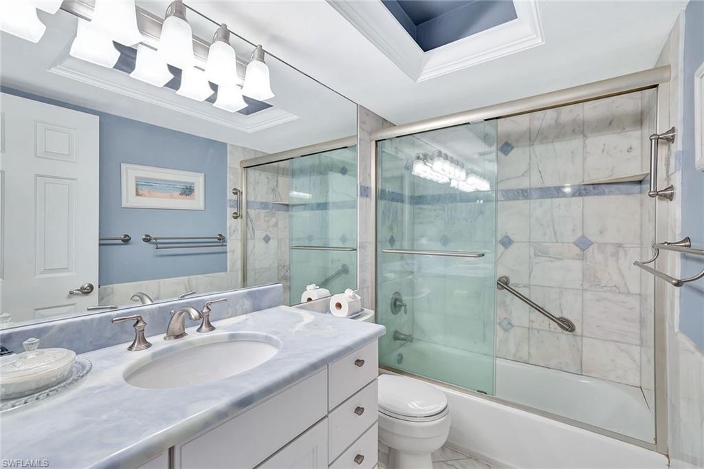 320 Seaview CT 2-305 photo 21
