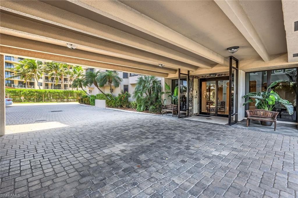 174 Collier BLVD 304 photo 32
