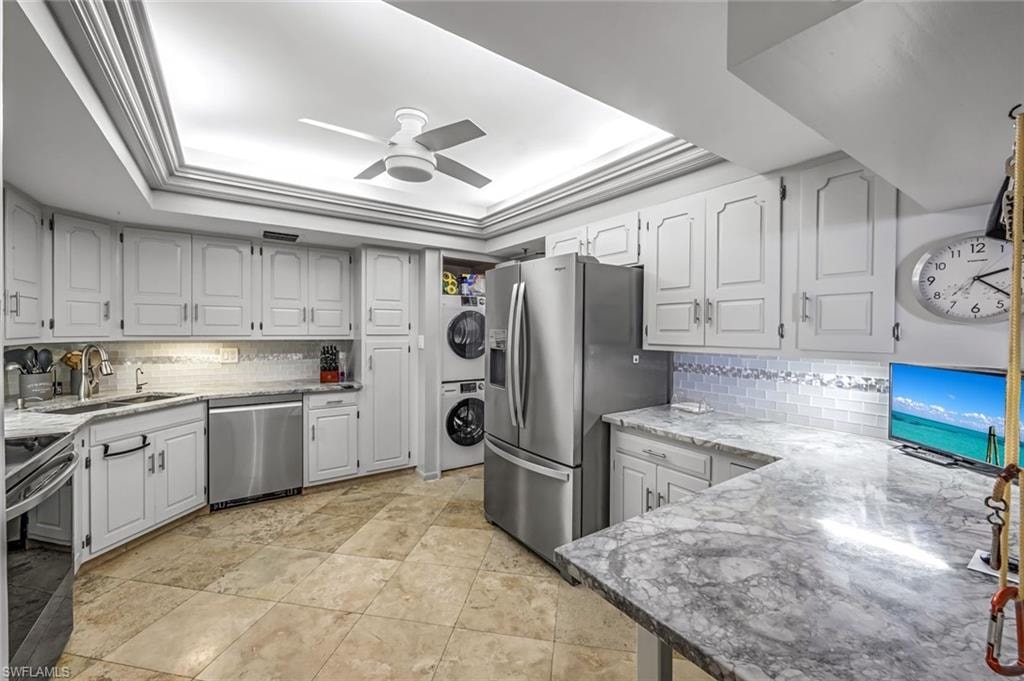 174 Collier BLVD 304 photo 14