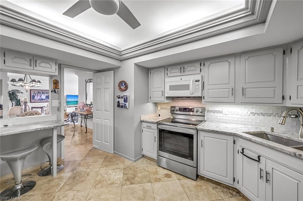 174 Collier BLVD 304 photo 15