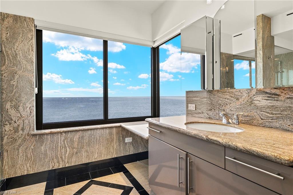 625 La Peninsula BLVD 625 photo 19