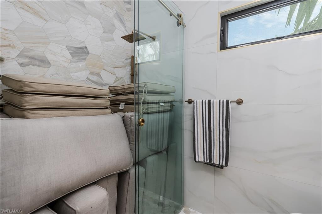13613 Snapper LN photo 16