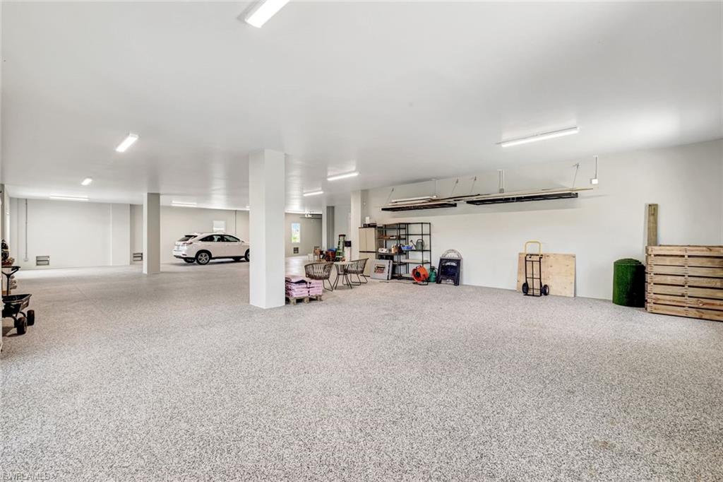 Garage/multi purpose ground level.