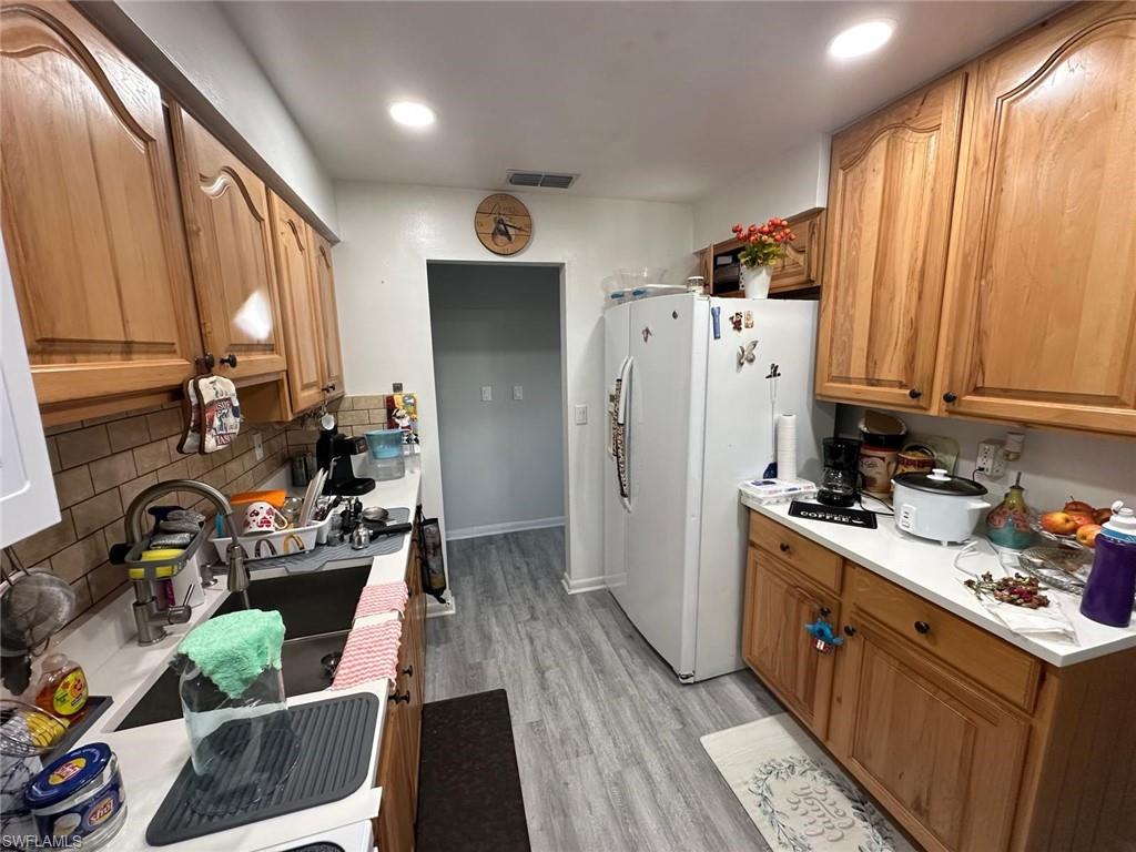 19 Pinewood BLVD photo 9