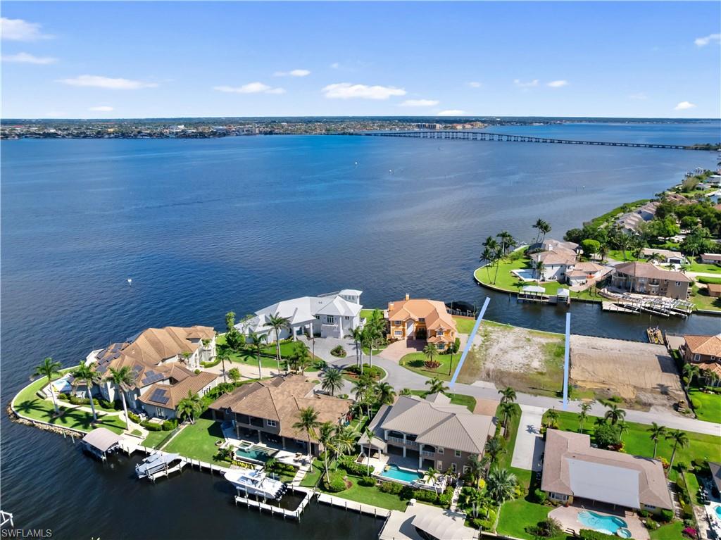 799 Cypress Lake CIR