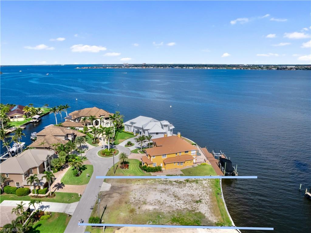 799 Cypress Lake CIR
