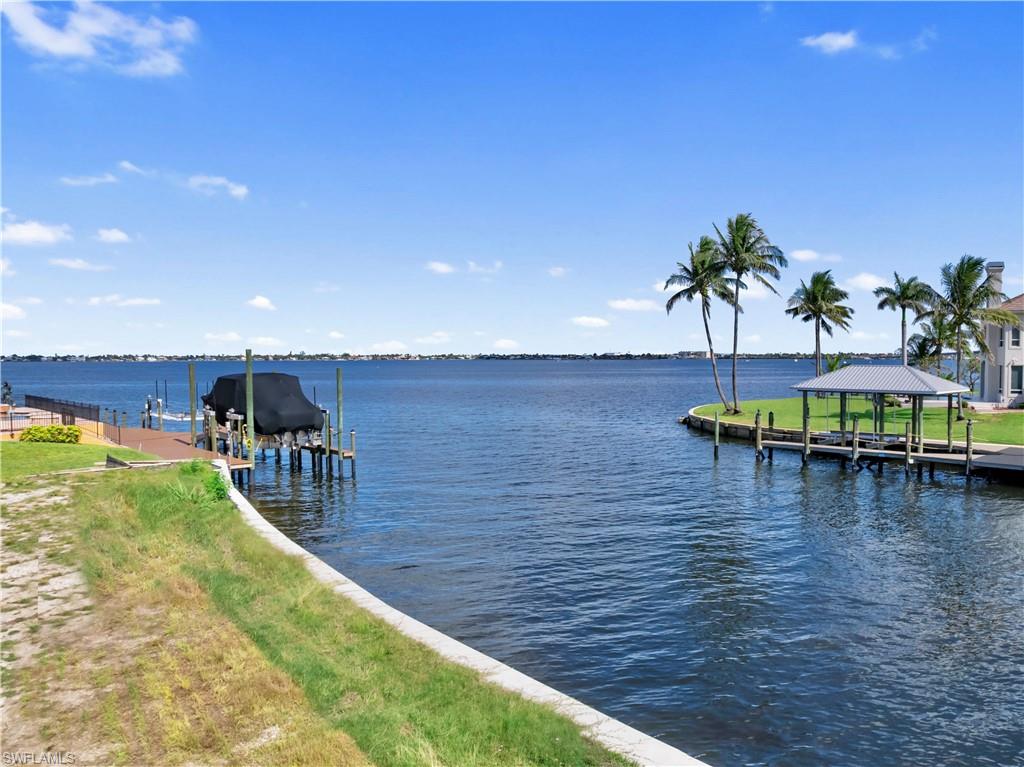 799 Cypress Lake CIR photo 9