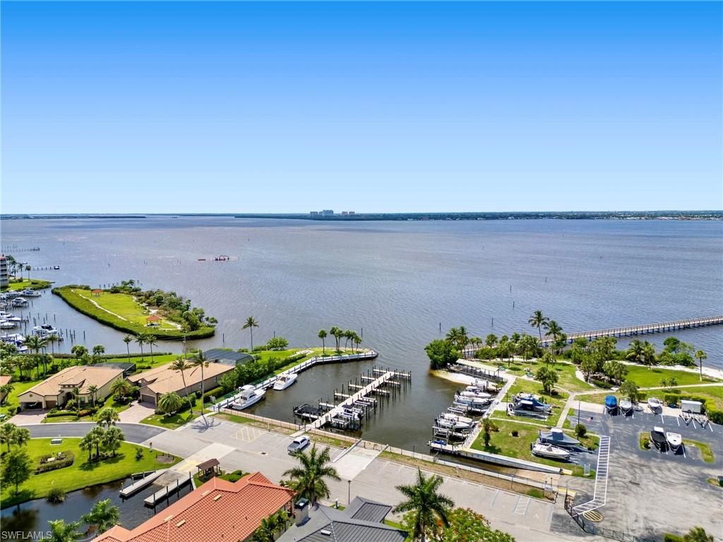11921 Seabreeze Cove LN 104 photo 26