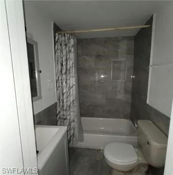 5640 4th AVE photo 6