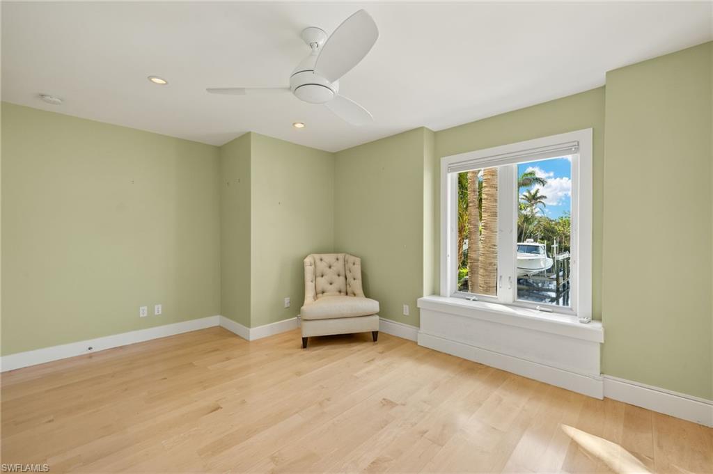 1581 San Carlos Bay DR photo 32