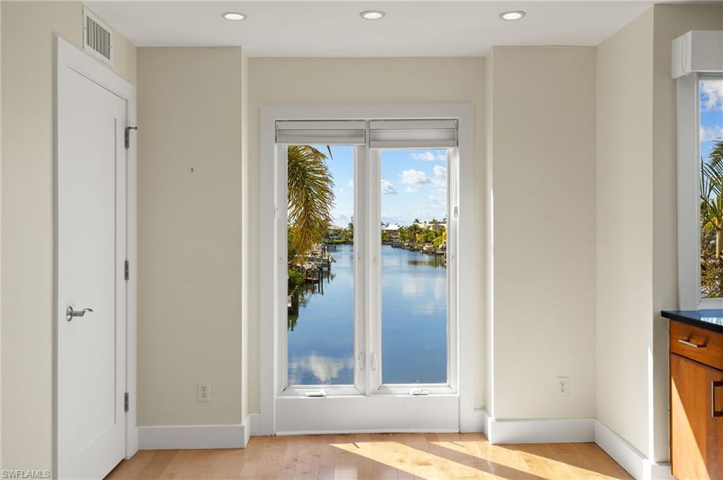 1581 San Carlos Bay DR photo 10