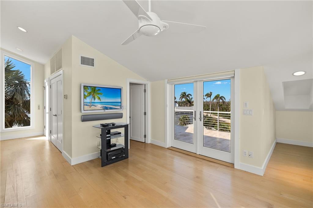 1581 San Carlos Bay DR photo 35