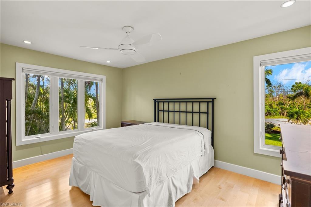 1581 San Carlos Bay DR photo 29