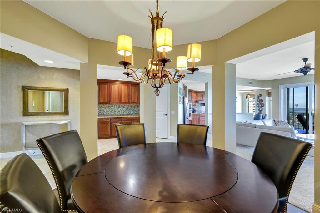 6081 Silver King BLVD 704 photo 12