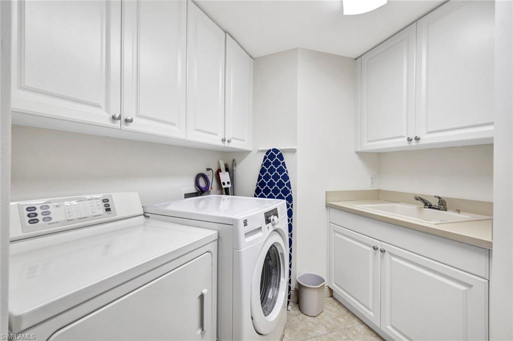 6081 Silver King BLVD 704 photo 32
