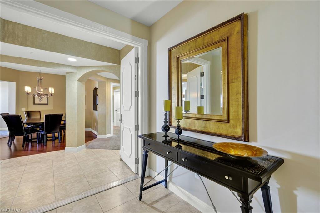 6081 Silver King BLVD 704 photo 9
