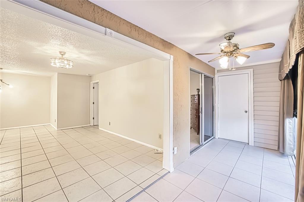 8061 S Woods CIR 4 photo 28