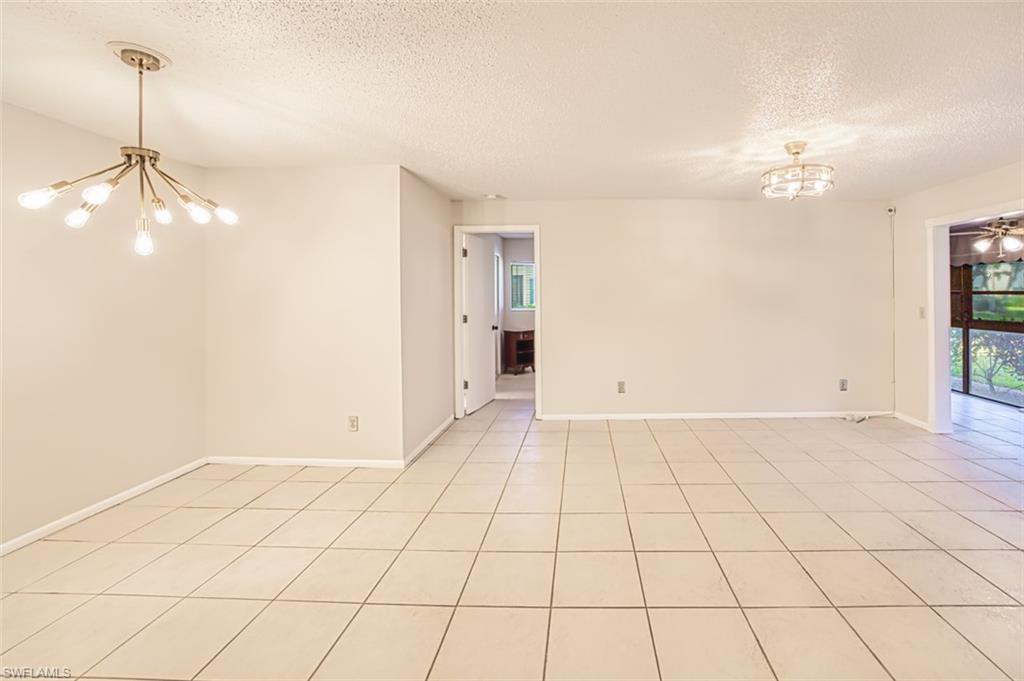 8061 S Woods CIR 4 photo 14