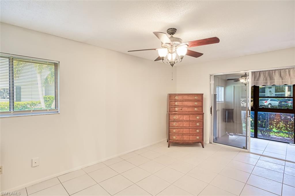 8061 S Woods CIR 4 photo 18