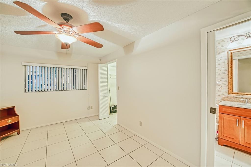 8061 S Woods CIR 4 photo 25